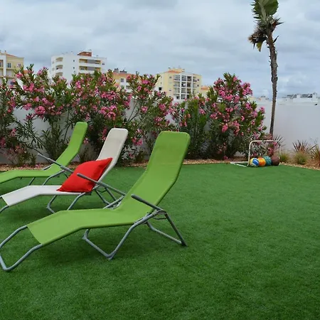 Jo's House - Unique Loft בית אירוח